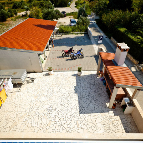 Apartments Family Magazin - Apartments, Accommodation Family Magazin Žuljana
