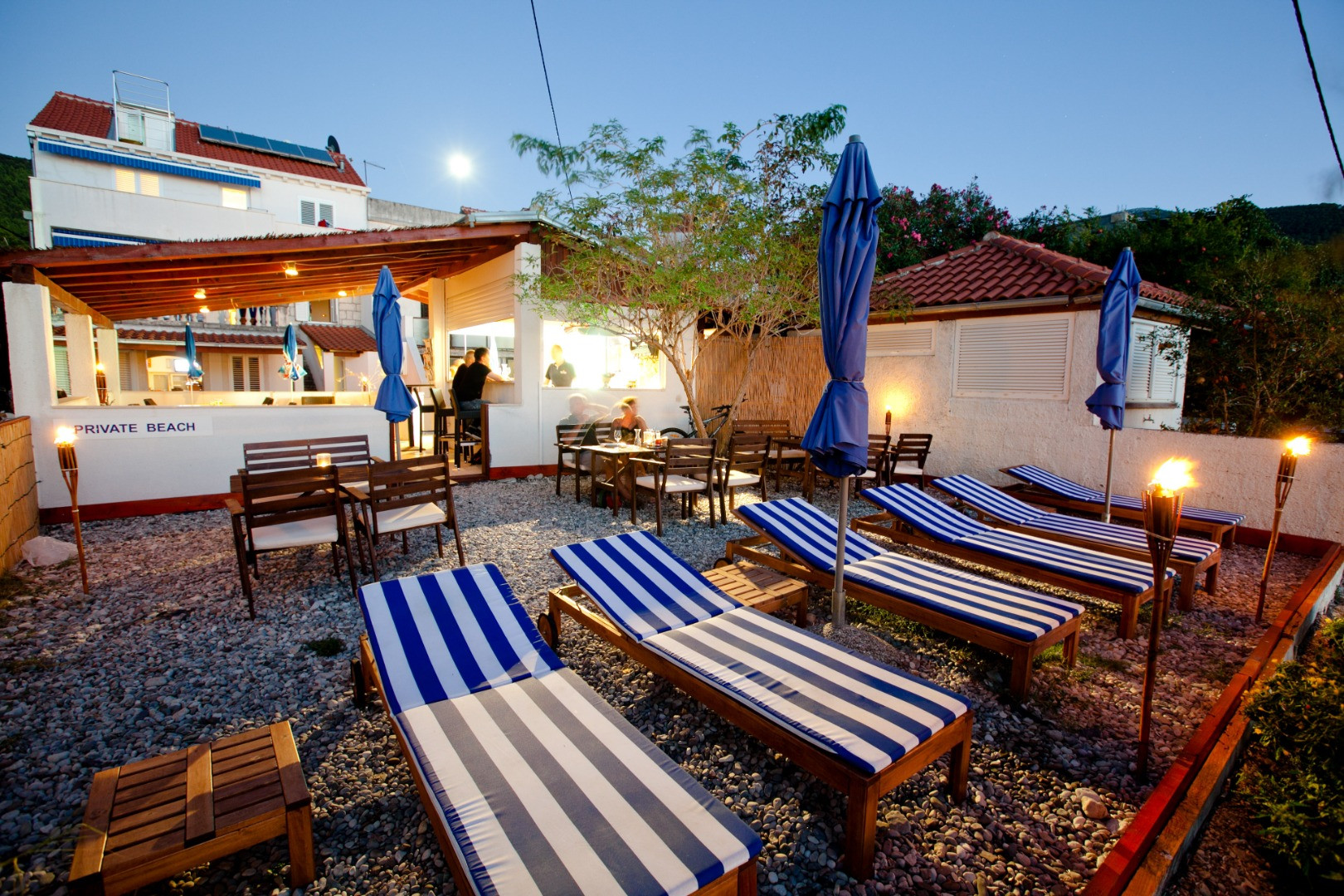 Family Magazin - A Taste of Mediterranean Culture, Accommodation Family Magazin Žuljana